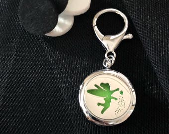 Keychain / purse charm diffuser for essential oils