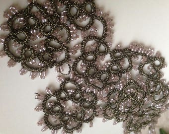 Tatting lace necklace