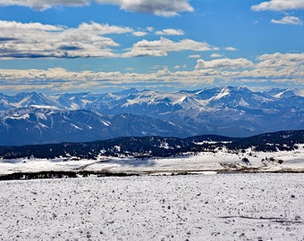 Snowy Peaks-Beartooth Mountain Range