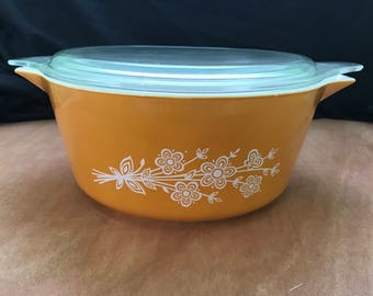 Vintage Butterfly Gold 2 Pyrex Casserole Dish