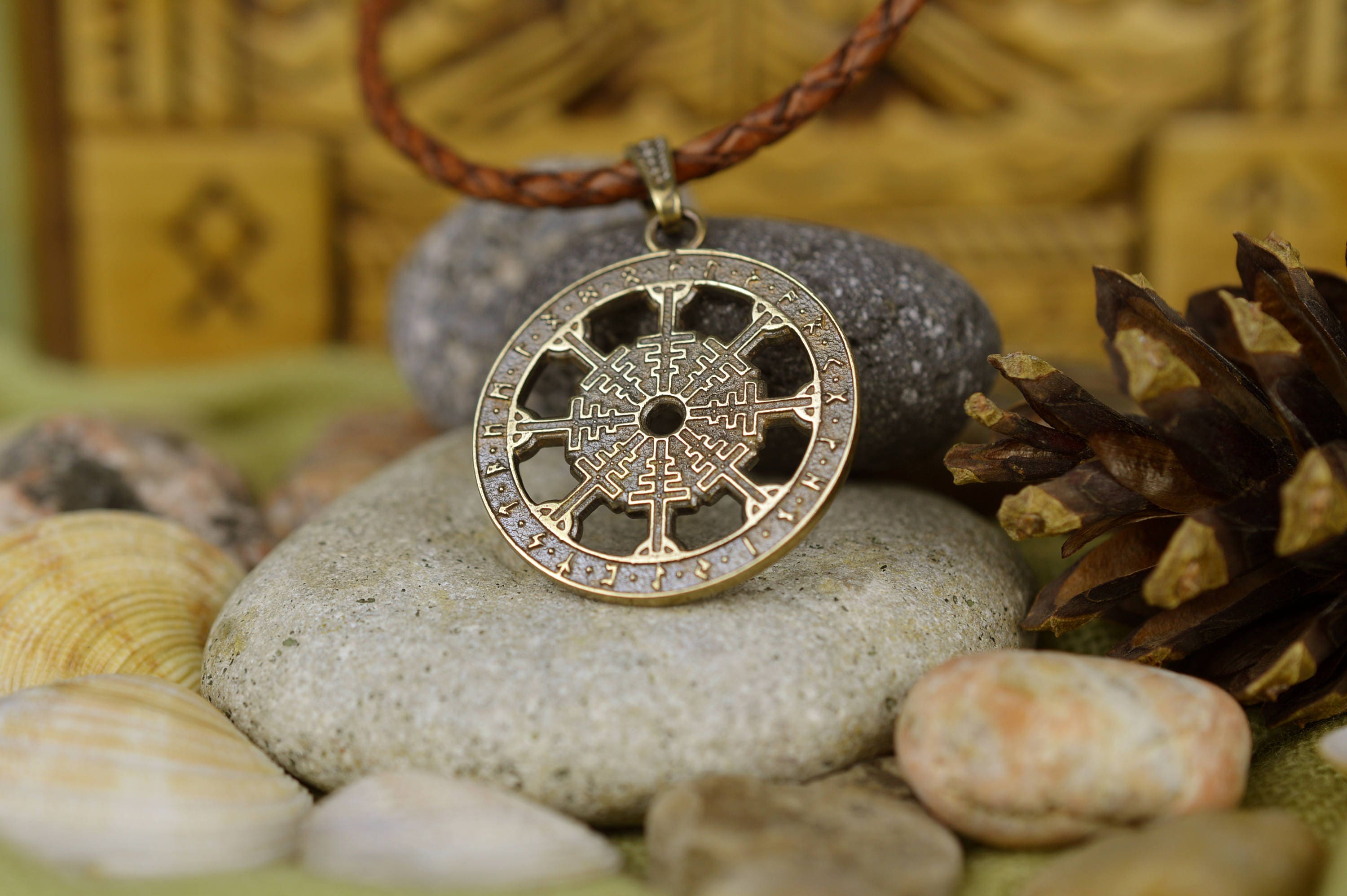 славянский амулет ладинец берегиня. талисман пентакль соломона богатство. пентакль меркурия амулет. амулет талисман пентакль соломона богатство. предназначение амулета.