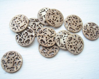 Vintage coconut shell buttons (12pcs), lacy coco buttons, filigree coconut, lot of 12 buttons, sweater buttons, coat buttons, natural colour