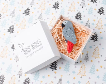 African grey parrot brooch Bird brooch Parrot pin Polymer clay Parrot brooch pin Parrot badge Grey bird brooch Cute handmade jewelry