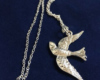 Vintage Style 925 Flying Swallow Bird Pendant