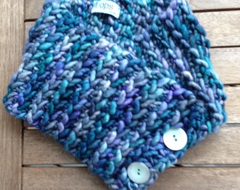Knit cowl, knit scarf, fashion scarf, infinity cowl, cowl, chunky knit, rainbow, Neck scarf, hand knit, merino wool, chunky knit cowl