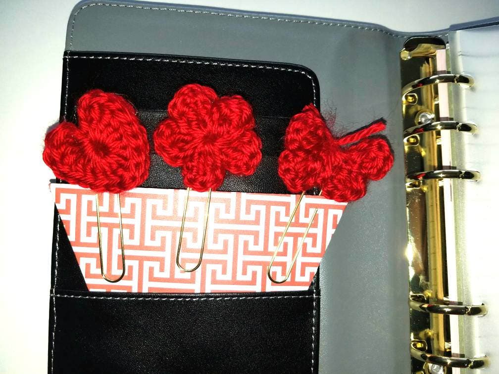 Decorative paper clips