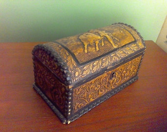 Hand tooled Leather box Jewelry box, trinket box, Domed lid