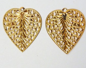 Heart charm gold heart pendants 10 filigree gold to decorate leaf pendant heart pendant for jewelry making