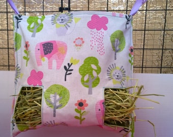Hay bag for guinea pigs, rabbits and small animals.