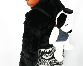 Snoopy Backpack/ 90s Club Kid/ 90s Backpack/ Small Backpack/ 90s Fashion/ Kawaii Backpack/ Plush Backpack/ Snoopy Bag/ Fuzzy Backpack