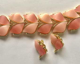 Vintage Pink Thermoset Plastic Demi Parure Bracelet Earrings