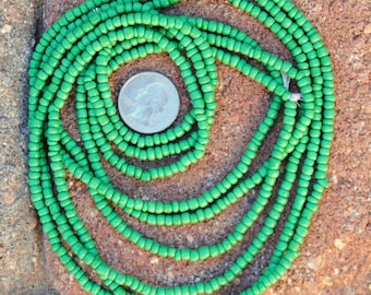 Small Glass Beads -Kelly Green 3 Strands