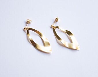 Leaf -earrings (16k gold plated textured beaten wavy leaves drop earrings)