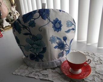 French Blue on White Tea Pot Cosy with Liner