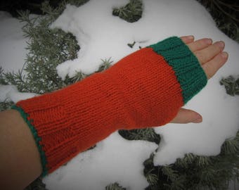 Lovely cosy orange and green fingerless gloves