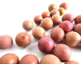 Set of 30 Antique Clay Marbles. #6A6G15EK11