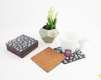 Coasters / coaster / beermats black and white geometric patterns