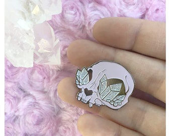 Crystal Cat Skull Lavender Variant Enamel Pin