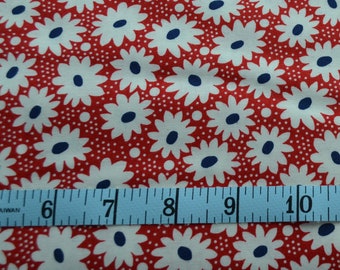 Hi De Ho Fabric - White Daisy Fabric, Red, White and Blue - Quilting Fabric - By The Yard - Cotton Yardage - Fat Quarter, Half Yard