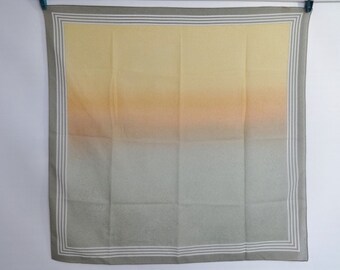 Vintage St Michael scarf 66cm x 67cm / 25.9" x 26.3"