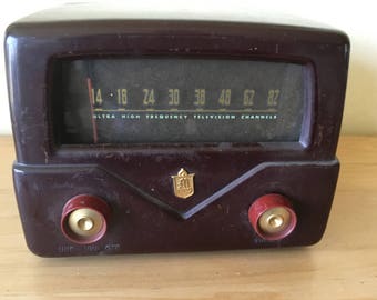 Vintage Mallory UHF TV Antenna Tuner Model TV-101, Bakelite Case, Steam Punk, Industrial, Found Object, Altered Art Project