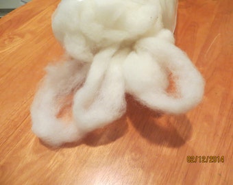 100% alpaca rovings white