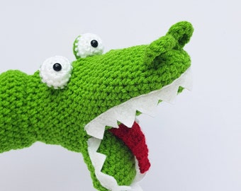 Crochet Crocodile Hand Puppet , crocodile puppet, children's hand puppet, crocodile toy