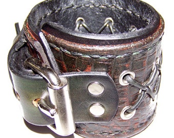 Item 011711 Reptile Skinned Leather Wrist Cuff