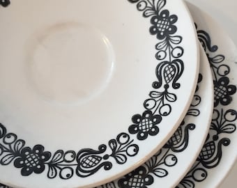 Broadhurst 5 vintage saucers