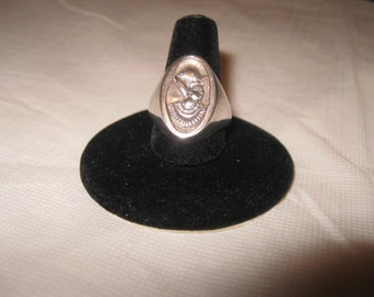 Vintage Egyptian Revival Pharaoh Sterling Silver Ring. Size 7