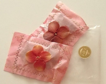 PAPER SACHETS, set of 2 sweetly scented sachets for your wardrobe or room