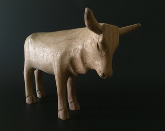 Vintage Wood Bull