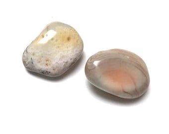 Tumbled Botswana Agate Stones. Undrilled Gemstone. Altar Stone. Matrix Stone. Reiki Stone. Wire Wrapping Stone. 28mm-35mm. One (1)