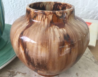 Brush McCoy, Arts & Crafts, Pottery Vase, Model 749, Art Deco, Vintage Art Pottery, BROWN ONYX Vase, Outstanding Glaze and Shape, Signed