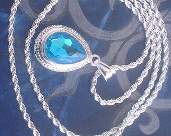 Pendant and chain: infinitely blue and silver