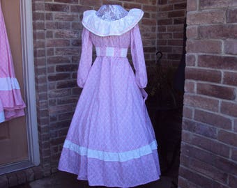 Prairie pink Damask print Prairie Party dress and bonnet, size 10 pioneer dress, Southern Belle