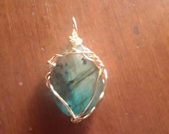Labradorite pendant - Free shipping!