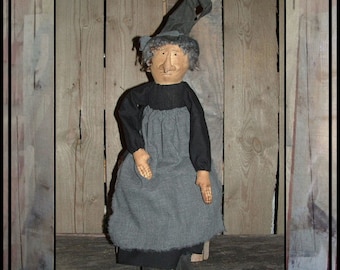SALE mailed paper primitive folk art soft sculpted witch doll hafair ofg faap haguild 225