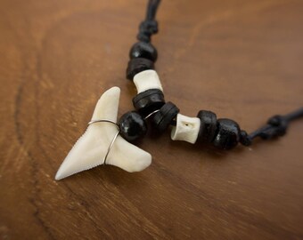 shark teeth pendant
