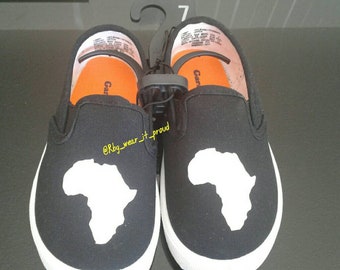 Black Africa Slip On Toddler Boy's Size 7 Shoe