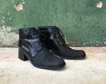 Vintage Via Spiga Italian Black Leather Lace Up Chunky Heel Ankle Boots | US Women’s 7 | 8