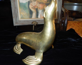 FREDERICK COOPER SEA Lion