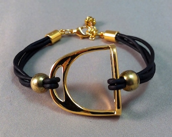 Gold Plated Stirrup and Leather Bracelet, Equestrian Bracelet, Stirrup Bracelet, Equestrian Jewelry