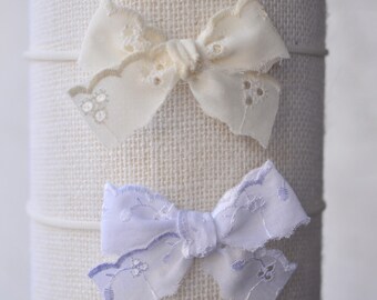 Vintage eyelet lace bows