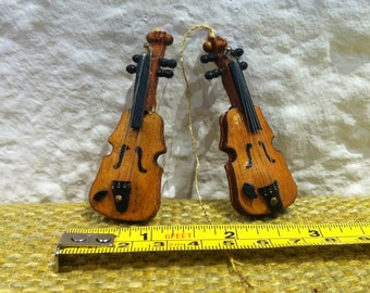 Vintage violin 2 pieces dollhouse accessoires, miniatures decoration music instrument