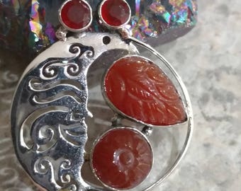 Moon Beam Carnelian Pendant Necklace