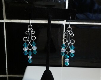 Very cute dangle earrings