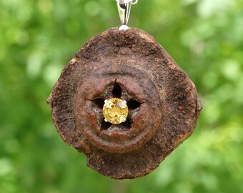 Necklace and pendant made of Silver, eucalyptus seed pods and round citrine