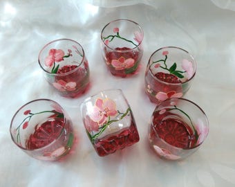 PAINTED APERITIF GLASSES