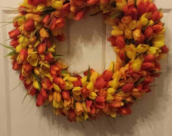23' Tulip wreath / spring wreath / summer wreath / front door wreath / holiday wreath / door wreath / Easter wreath